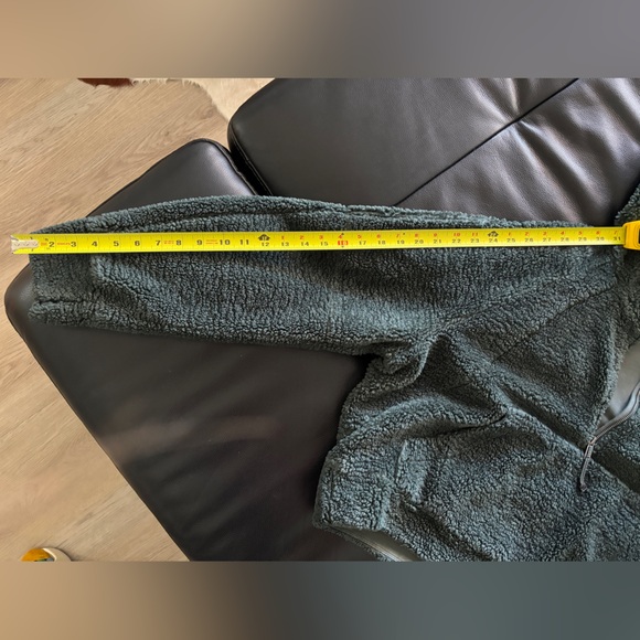 Lululemon Scuba Textured Sherpa Oversized Fleece Half Zip Hoodie in Dark Green - Picture 11 of 11